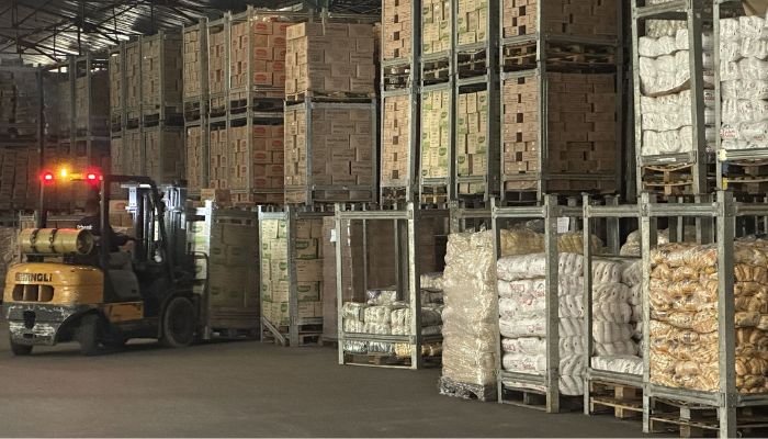  Governo entrega 3ª remessa de produtos não perecíveis e pinhão para escolas estaduais